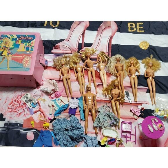 Vintage Barbie lot - Picture 4 of 15